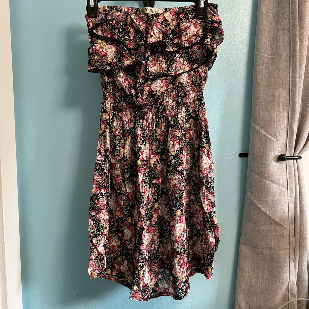 Y & K Floral Strapless Dress